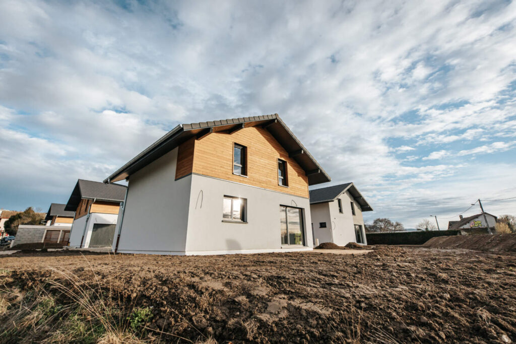 TERRASSEMENT ET AMÉNAGEMENT EXTÉRIEUR RALISÉ PAR L'ENTREPRISE PAUL MEGEVAND ET FILS